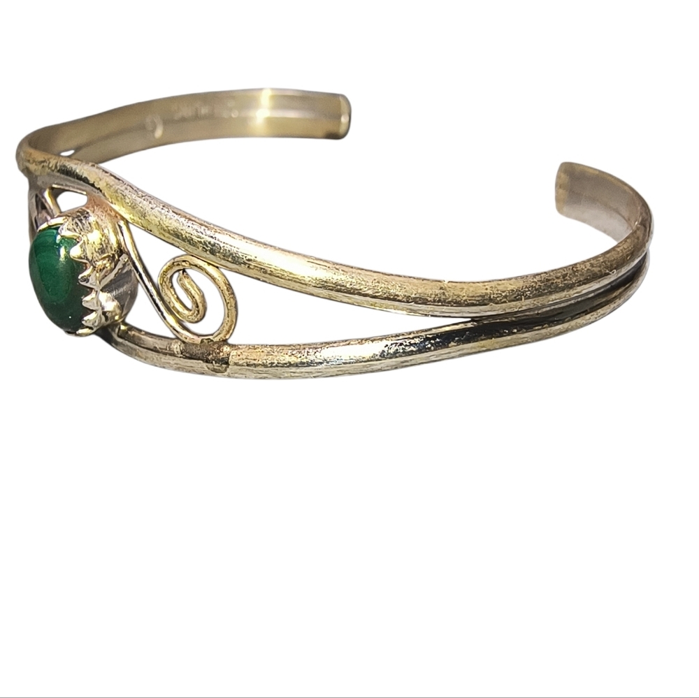 Malachite And Sterling Silver Signed Native American Baby Bracelet - Picture 3 of 13